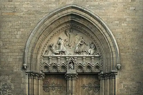 The Resurrection of Christ (Transept tympanum)