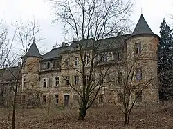 Schloss Lomnitz, owned by Count Georg zur Lippe-Weissenfeld (1894-1897), (Zgorzelec County, Poland)[8]