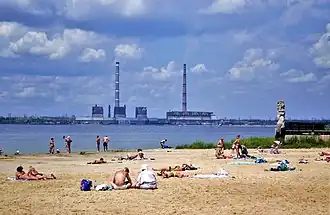 Svitlodarsk beach on the shore of the cooling pool of the Vuhlehirska Power Station