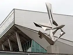 Steel sculpture “The Movement” by Wander Bertoni&nbsp;[de] (2024)