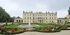 Magnate palace: Branicki family palace