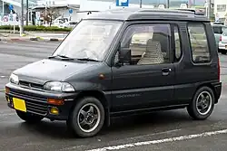 First generation Mitsubishi Minica Toppo (facelift)