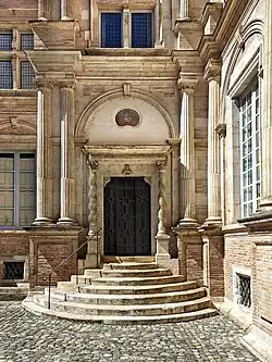 Door of the main staircase.