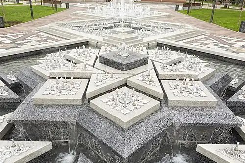Aluminum patterns of the fountains