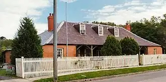 Bowman Cottage 1815–1818, built in the Colonial style