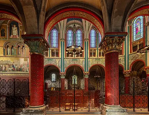 Romanesque quasi-Corinthian columns in Saint-Germain-des-Prés, Paris, 8th century, restored in the 19th century with original polychromy