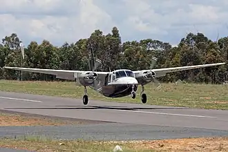 From 1955, the 680 has Supercharged 340–380&nbsp;hp (250–280&nbsp;kW) Lycoming GSO-480s.