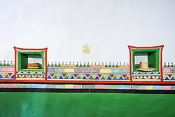 Image 6Wall painted with Al-Qatt Al-Asiri (from Culture of Saudi Arabia)