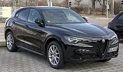 Front view (Stelvio Q4)