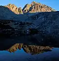 Aperture Peak (left) and Mount Agassiz from Bishop Lake