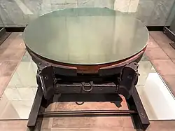 One of the two original mirrors, now at the Science Museum, London