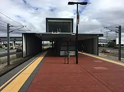 Aubin Grove station platform