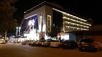 Aftab Derakhshan shopping center