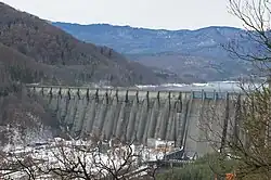 Poiana Uzului Dam [ro]