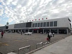 Bayanhot bus station