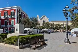 Piazza Aldo Moro, in the center