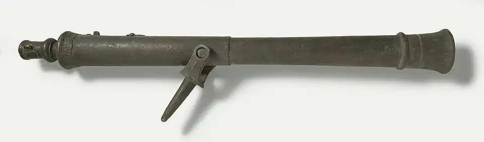 Blunderbuss lela, 115&nbsp;cm long. The diameter of the flared muzzle is 8.4&nbsp;cm.