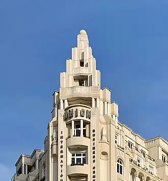 Ziggurat – Union Hotel (Strada Ion Câmpineanu no. 11) in Bucharest, by Arghir Culina (1931)[120]