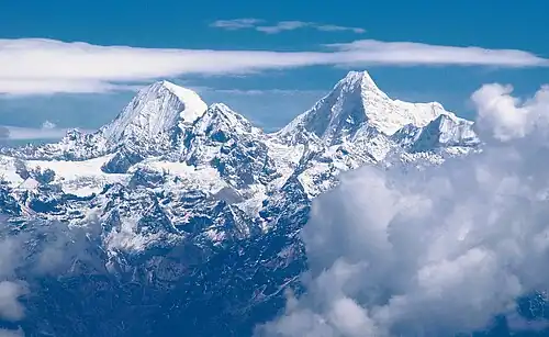 Tsoboje (left) and Takargo (right). Aerial view from south.