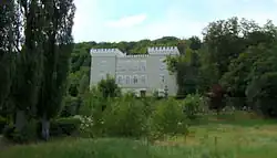 Schirling mansion in Corneni