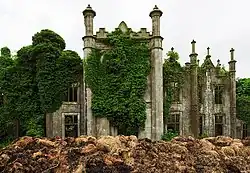 Coolbawn House, burned in the 1920s, lies 1&nbsp;km south of Rathnure