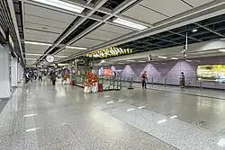 Line 3 concourse