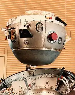 Spherical spaccreaft with some portuding instruments