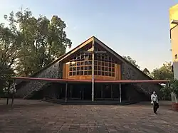 Enrique de la Mora and Félix Candela: Capilla de San José el Altillo (1958)