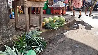 Fruit market on Avenida del Comercio