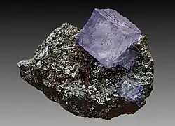 Fluorite and sphalerite, from Elmwood mine, Smith county, Tennessee, US