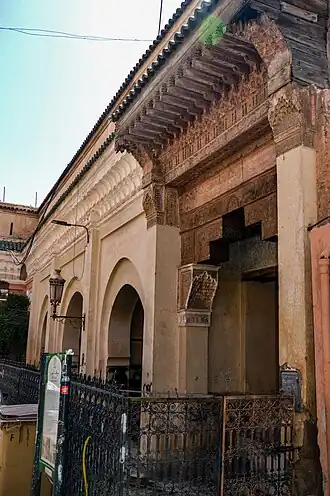 The fountain and the three arches (drinking troughs) next to it