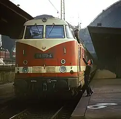 118&nbsp;173-4 in Dresden Hauptbahnhof, 1972