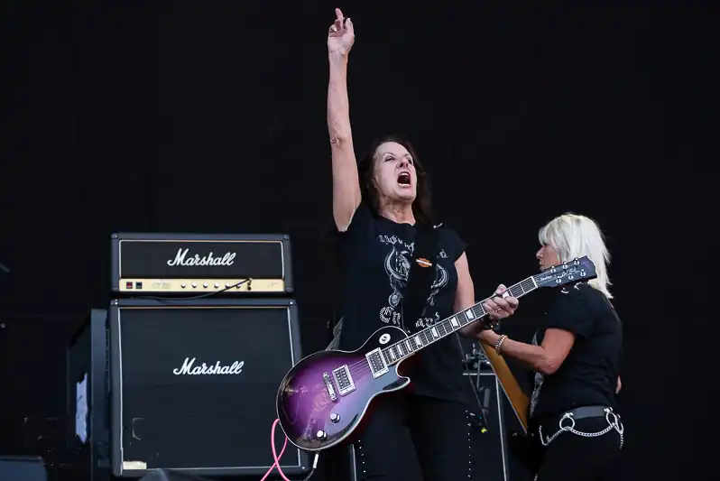 GIRLSCHOOL-@-Rock-The-Castle-2022-Villafranca-di-Verona-25-06-2022-10_(52551958150).jpg
