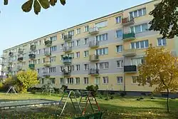 Mid-rise architecture