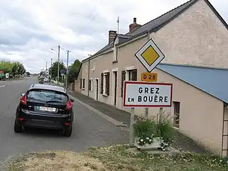 The road into Grez-en-Bouère