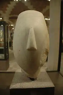 Cycladic head of a woman; 27th century BC; marble; height: 27&nbsp;cm