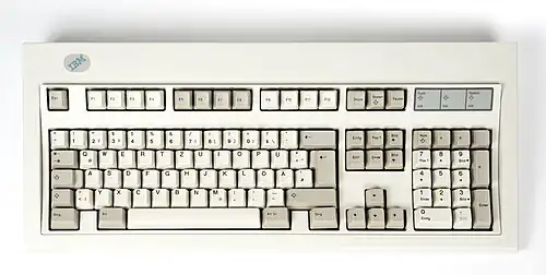 1995 IBM Model M (P/N 1391403) (German)
