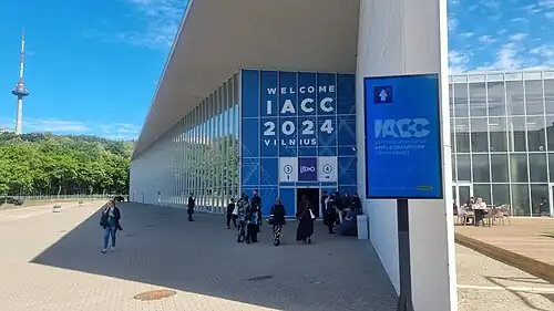 IACC 2024 delegates entering Vilnius LITEXPO convention centre