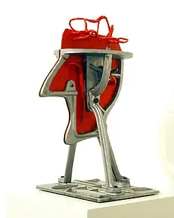 Head with red filling (1975)