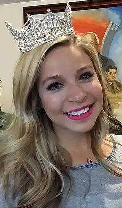 Kira Kazantsev, Miss America 2015 (BA '13)[65]