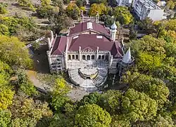 Kuris Palace [uk] in Kurisowe [uk; de; pl; zh]