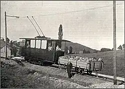 The first commercial use of Hanscotte's system was on La Bourboule tramway of 1904