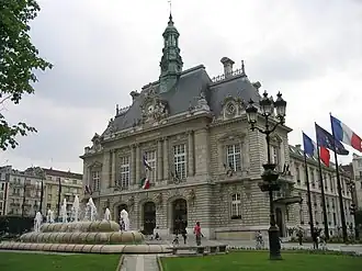 The Hôtel de Ville of Levallois-Perret