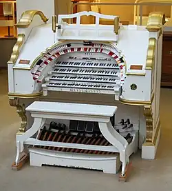 Mighty Wurlitzer