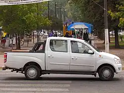 2014 Mahindra Genio 2.2 CRDe Crew-Cab (Chile)