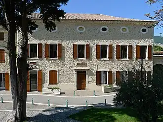 The town hall in La Coucourde