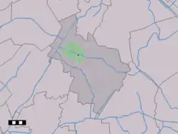 The village centre (dark green) and the statistical district (light green) of Hijken in the municipality of Midden-Drenthe.
