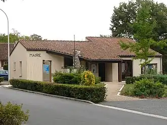 The town hall in Marthon