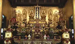 Interior of the Hondo of Kuon-ji
