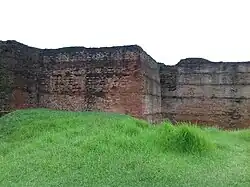 Popular traditionally as Bamanpukur mound, these are now a part of Ballal Dhipi